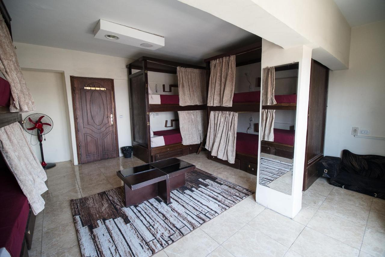 Hostel Castle *